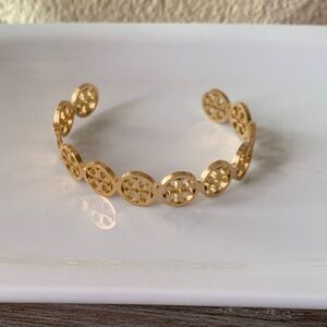 Luxury Elegant Cuff Bracelet